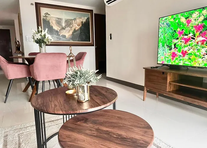 Apartment New 2 Bed Rm & 2 Bath Rm Bgc Taguig Mckinley Connect Venice Mall