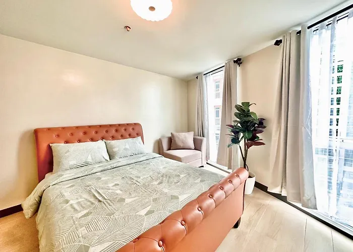 New 2 Bed Rm & 2 Bath Rm Bgc Taguig Mckinley Connect Venice Mall Apartment Manila